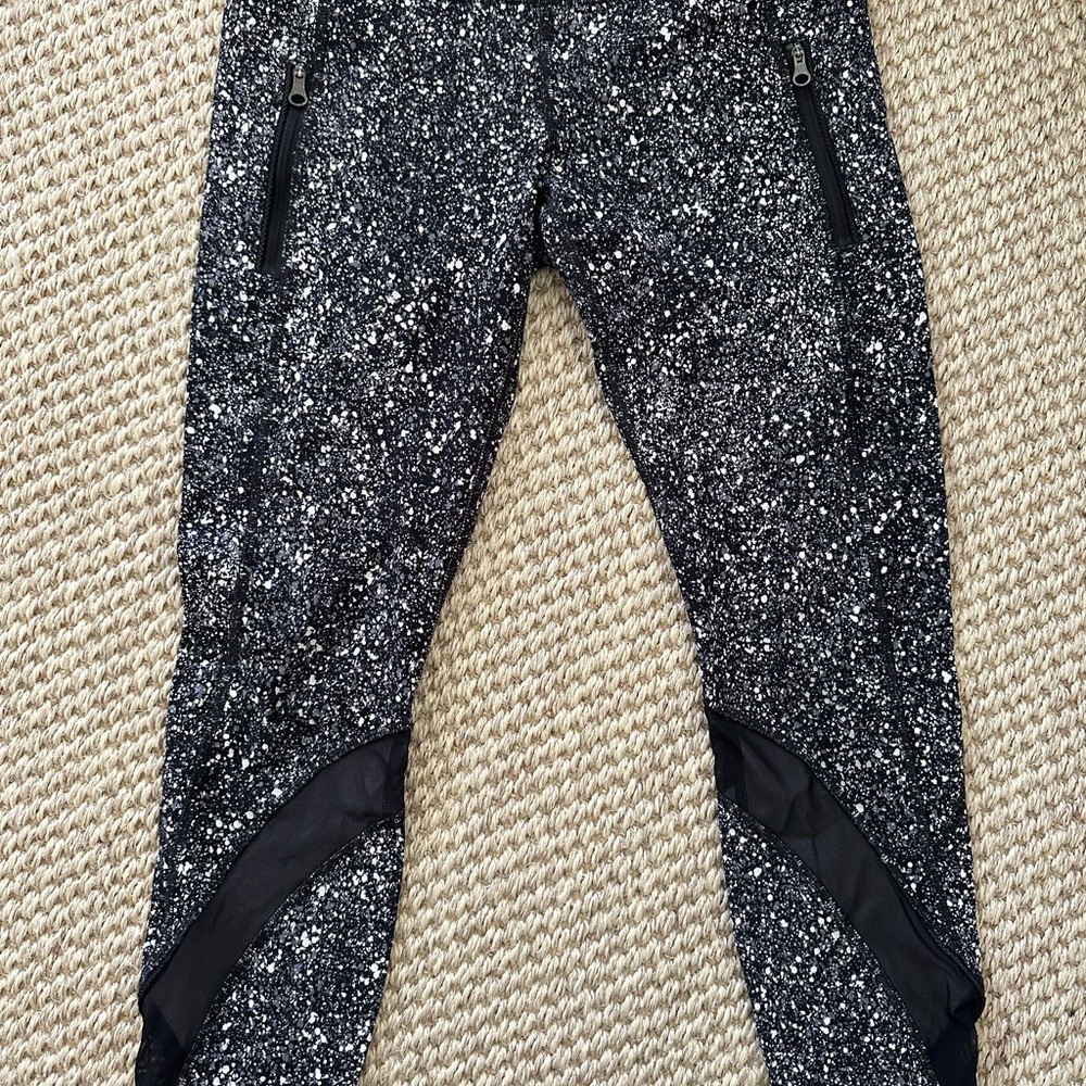 Lululemon Black and White Speckled Leggings